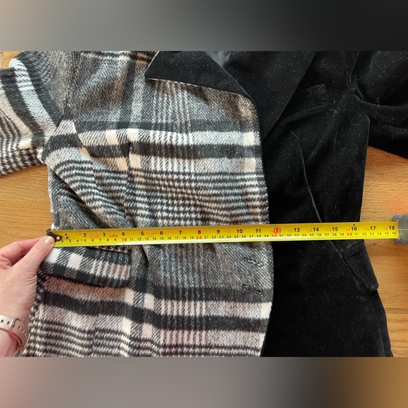 Asymmetrical Blazer/Jacket - Picture 4 of 9